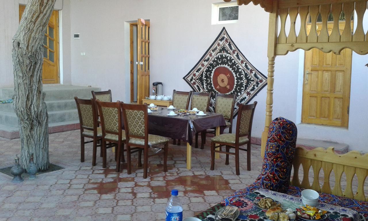 חיווה Guest House Orzu מראה חיצוני תמונה